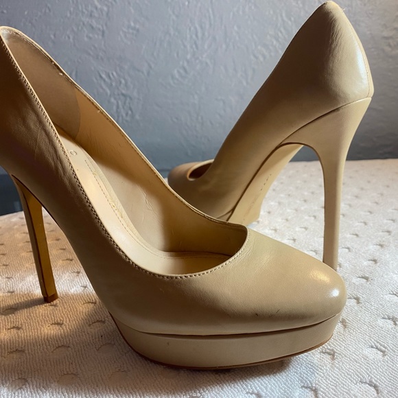 VINCE CAMUTO  Women's Blush NIOMI Platform Pump - Picture 14 of 16